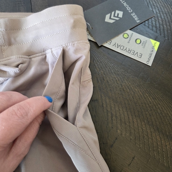 Free Country "Explore Trail to Town" Skort - Tan, Size Small Women's New Sporty - Picture 10 of 12